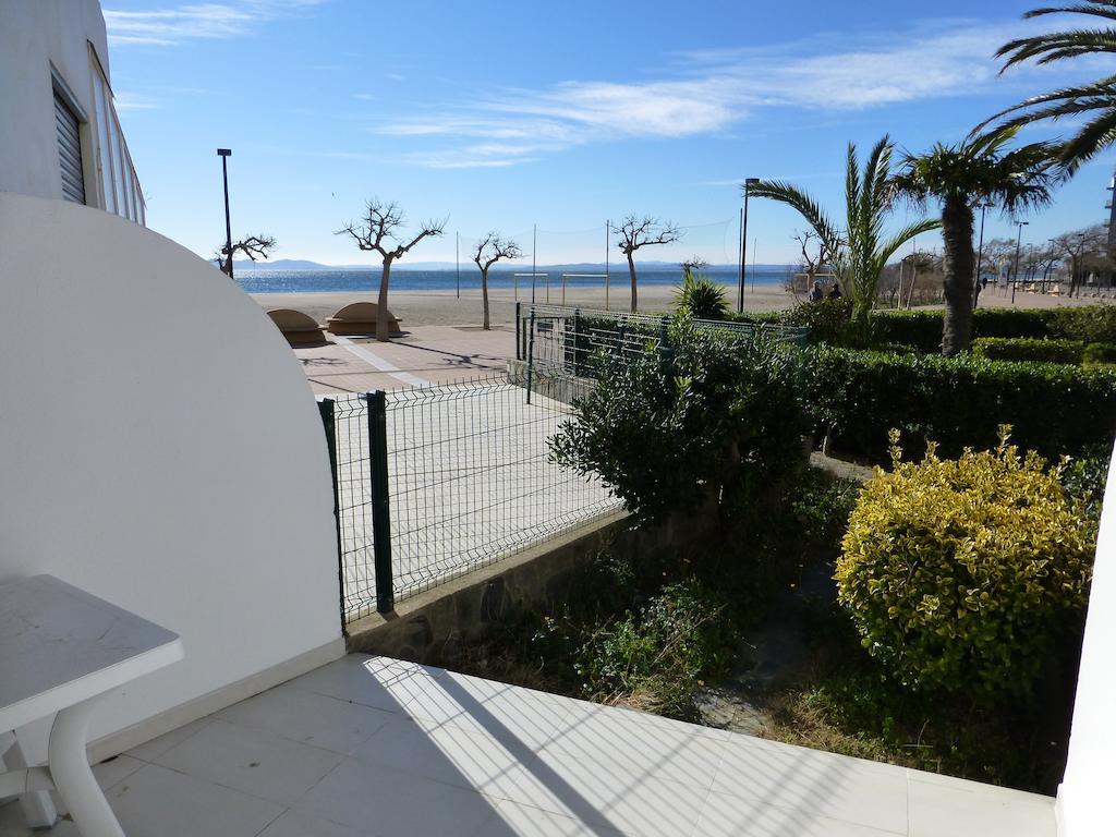 Inmosantos Oasis E3 Apartment Roses Room photo